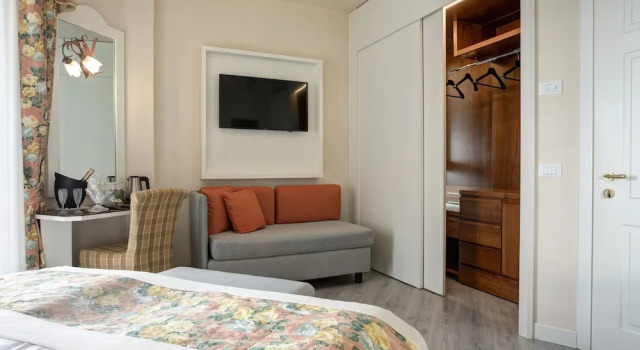 Двухместный номер Standard с балконом и с видом на море Hotel Cavalieri Palace & Suites