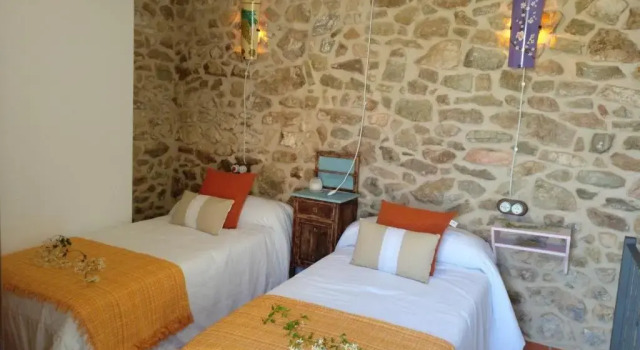CA LA MUM, Reserva ahora Hotel Tivissa Tarragona