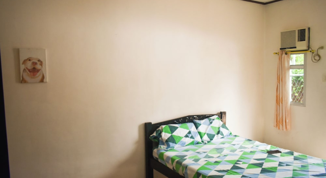 Studio Room With Private Bathroom and Kitchenette, Buchen Sie Pension Gästehäuser in Bohol, Pension