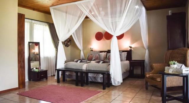 Шале African Spirit Game Lodge