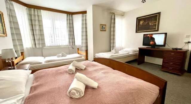 Четырёхместный номер Standard Schlosshotel Marienbad