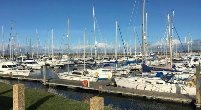 Коттедж Wood Court, Troon