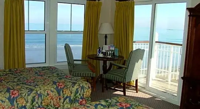 Номер Standard с частичным видом Nantasket Beach Resort