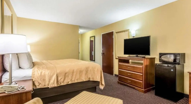 Номер Standard Quality Inn Sandersville