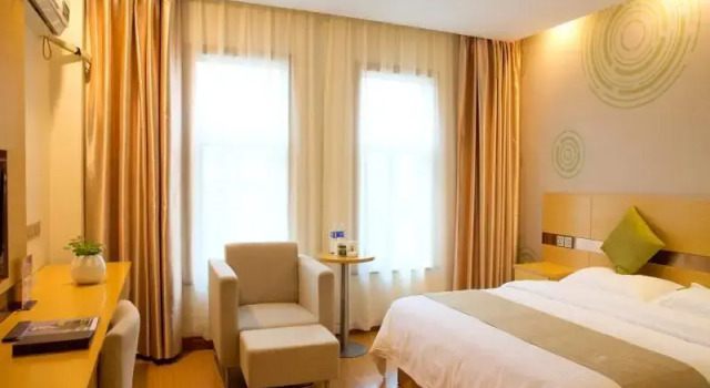 Двухместный номер Standard GreenTree Inn Shaoxing Xinchang Dafou Express Hotel