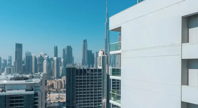Burj Khalifa View - High Floor 1BR Apt