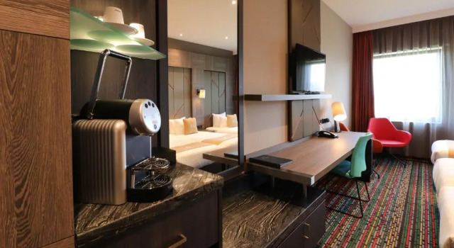 Трёхместный номер Standard XO Hotels Couture