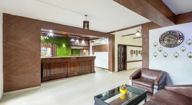 Hotel The Grand By OYO Rooms