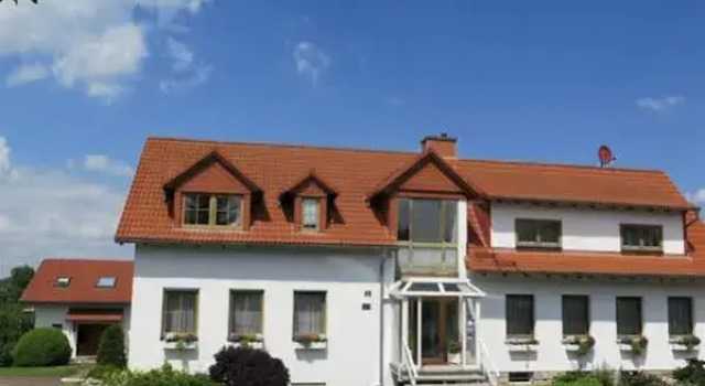 Hotel Erfurtblick, Брондау Қонақ үй Эрфурт Luther Trail