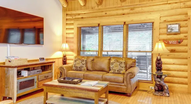 Коттедж Pigeon Forge Vacation Rental: 1 Mi to Dollywood
