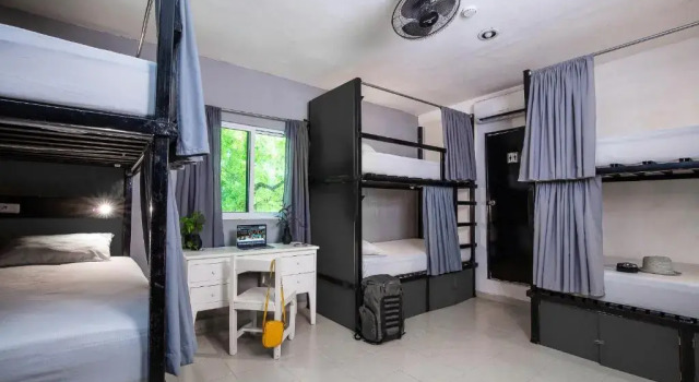 Кровать в общем номере Che Playa Hostel & Bar Adults Only