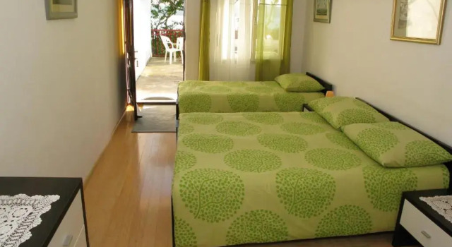 Апартаменты c 1 комнатой с видом на море Apartments Ana Trogir