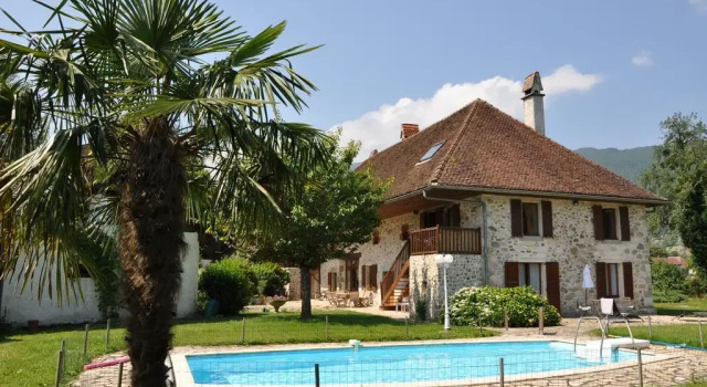 Chambres dHôtes "LOrée du Lac", Забронировать Отель Сен-Жорьо Озеро Анси