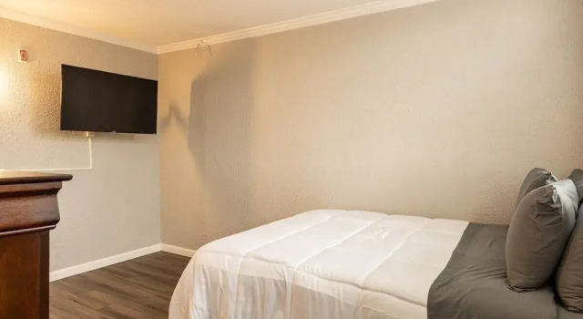 Comfy Studio in West Oakland, Забронировать Отель Окленд Область залива Сан-Франциско, рядом с DeFremery Park