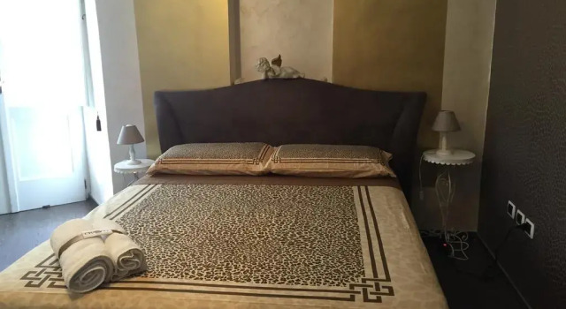 B&B Civico Cinque, Забронировать Отель Отели Салерно 3 звезды, рядом с Дворец Читта ди Салерно, 3*