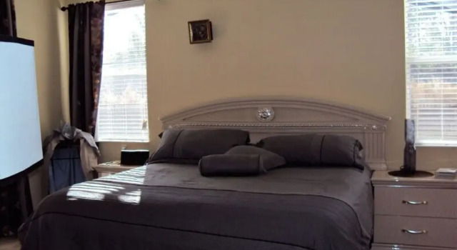 4512 5-bedroom Pool Home, Bella Vida Resort, Забронировать Курортный отель Отели Киссимми 3 звезды, рядом с Блошиный рынок «192», 3*