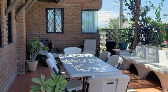 Коттедж Linda Propiedad de 5 Habitaciones