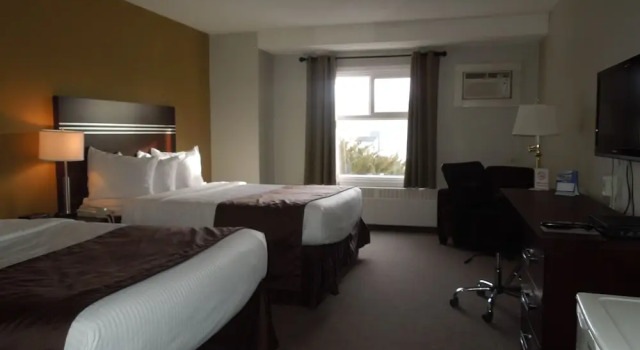 Четырёхместный номер Standard Walking Eagle Inn & Lodge