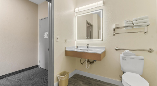 Номер Standard Americas Best Value Inn & Suites-Livingston