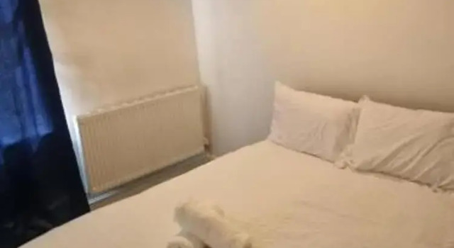 Gillingham Retreat - Spacious 4 Bedroom House
