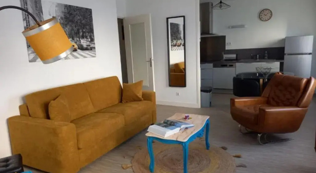 Appart plein centre, balcon, 4 personnes, Забронировать Апартаменты/квартира Седан Ardennes, рядом с Ботанический сад в Седане