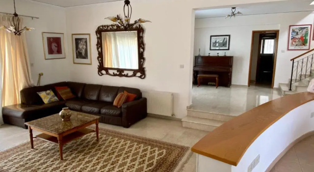 6 bdr villa with TENNIS COURT, Book Villa Cottages in Paphos, near Faros Beach, Cottage