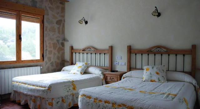 Двухместный номер Standard с красивым видом из окна Hospedería Río Zumeta Spa