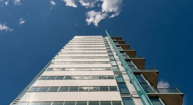 SleepWell Apartments Itäkeskus, direct metro to city center and bus to airport, Забронировать Апартаменты/квартира Отели Хельсинки с парковкой, Парковка