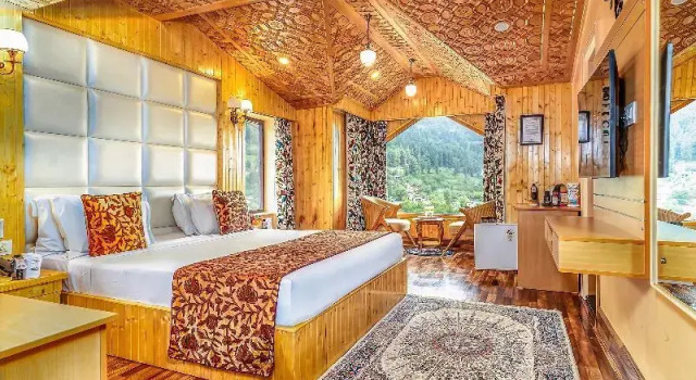 Двухместный номер Premium Hillside Resort & Spa Pahalgam