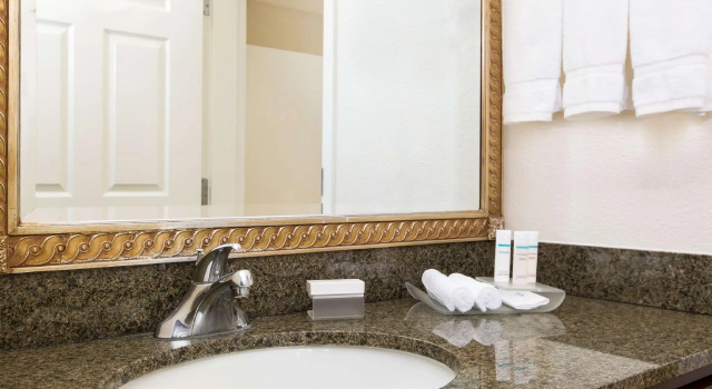 Двухместный номер Standard Homewood Suites by Hilton Newark Fremont