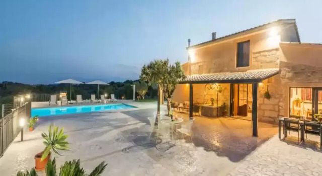 - House In