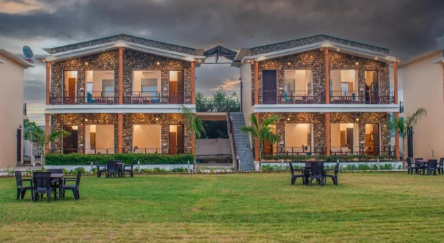 Green Retreat Resort, Rezerwuj Ośrodek wypoczynkowy Hotele w Uttarakhand z basenem, Basen