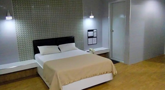 Номер Deluxe New Winston Hotel