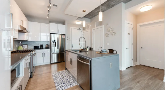 Апартаменты 1br Furnished Apartment In Charlotte Near Uptown Area 1 Bedroom Apts by RedAwning