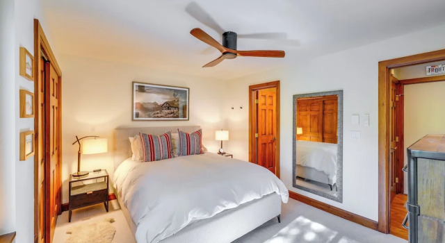 Апартаменты All-season Sun Valley Retreat w/ Deck & Grill