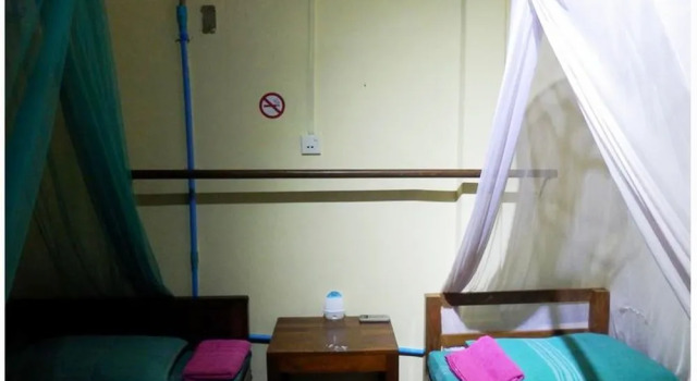 Tokyo Guest House, Забронировать Гостевой дом Гостевые дома Янгон, рядом с Sein Yaung Chi Pagoda, Гостевой дом