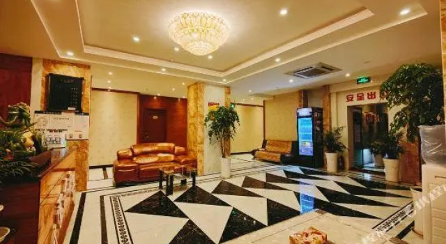 Jifeng Hotel, Book Hotel Hoteller i Fuling med parkering, Parkering