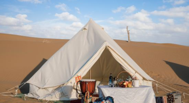 Chenxing Yesu Desert Stargazing Camping Hotel, Buchen Sie Campingplatz Camping & Glamping in Zhongwei, Campingplatz