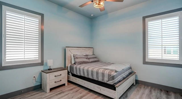 836 San Carlos Drive 4 Bedroom Home, Забронировать Отель Отели в центре Форт-Майерс-Бич, в центре