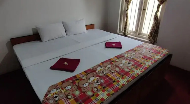 Nature Lovers Hostel, Забронировать Хостел Канди округ Канди, рядом с Kandy Royal Botanic Gardens