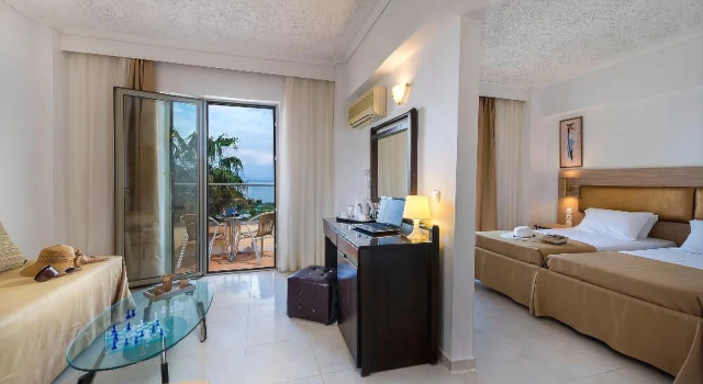 Niriides Hotel