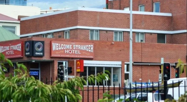 Четырёхместный номер Economy Welcome Stranger Hotel
