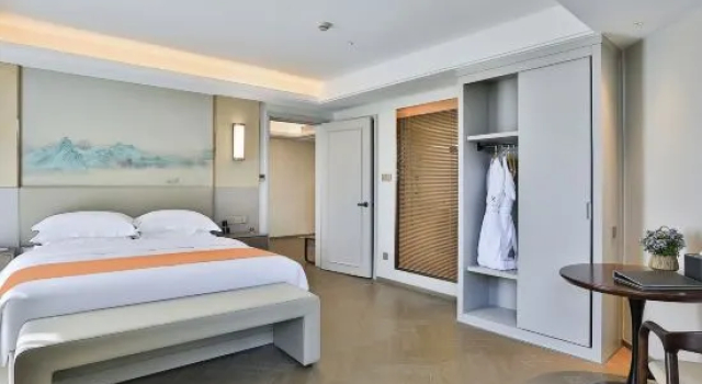 Люкс Deluxe Radisson Vega Hotel Liangzhu Hangzhou