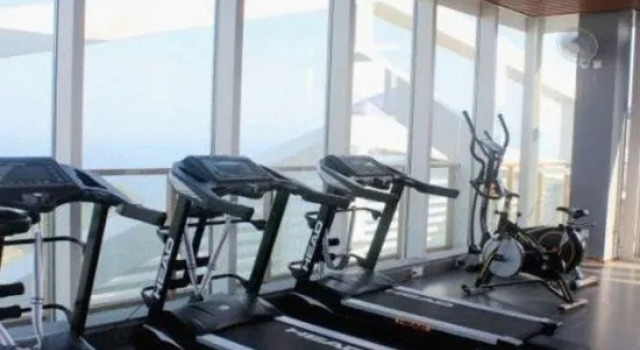 Yangjiang Ruihai Golden Beach Apartment, Rezervovat Apartmán Hotely v Guangdong s bazénem, Bazén