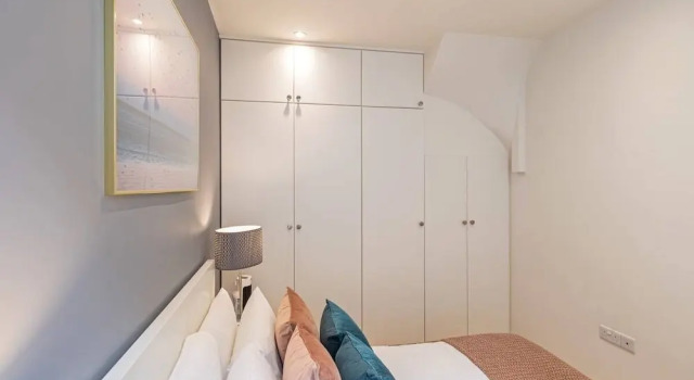 Stunning 2 Bed House W/patio nr Battersea, Varaa Huoneisto Asunnot kohteessa Merseyside, Huoneisto