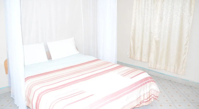 Starehe link hotel, Prenota Hotel Hotel a Nairobi con parcheggio, Parcheggio