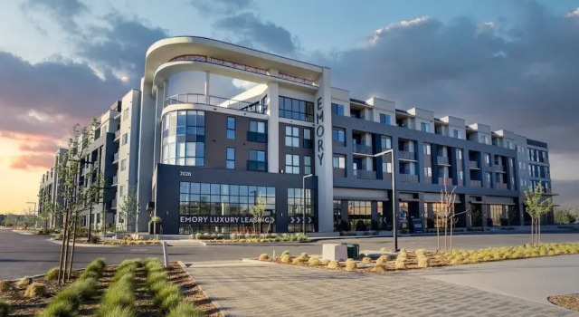 Landing Apartments - Emory at RED, Забронировать Апартаменты/квартира Отели Рино с бассейном, рядом с Театр Reno Little Theater, Бассейн