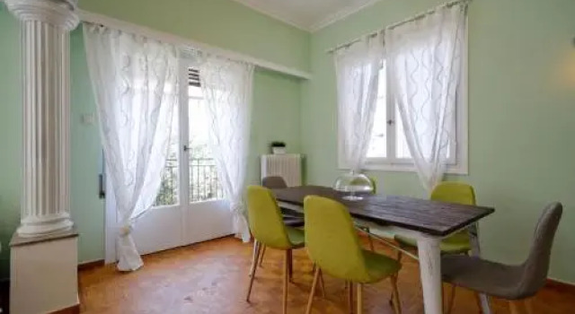 Kosta's Cottage House, Забронировать Дом для отпуска Неа-Смирни Острова Саронического залива - Аттика