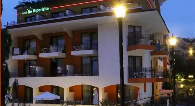 Kiparisite Hotel, Забронировать Отель Отели области Бургас с бассейном, Бассейн