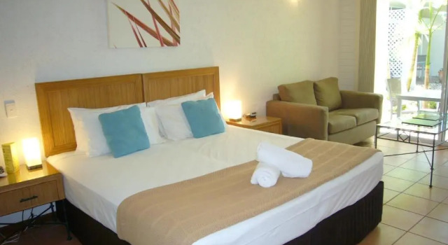 Двухместная студия с видом на бассейн Port Douglas Retreat